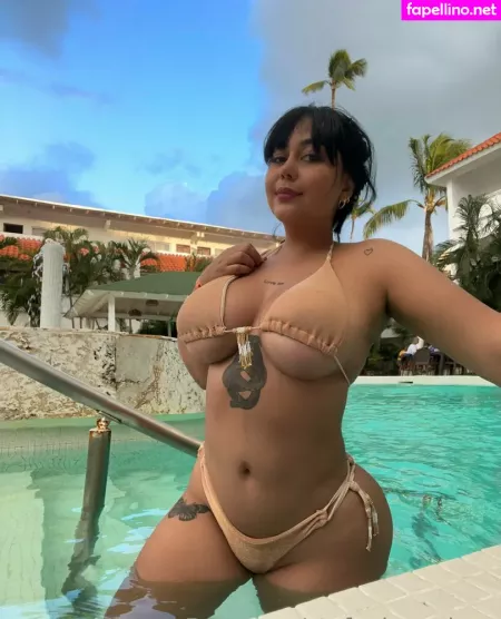 Stefaniepaolaog OnlyFans Thumbnail #hFL5hpmKFF