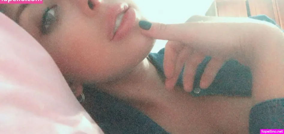 Stefaniesixx OnlyFans Thumbnail #JnVxrkQinN