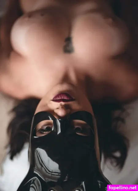 Stefany Fernandes OnlyFans Thumbnail #GNhFgNzocq