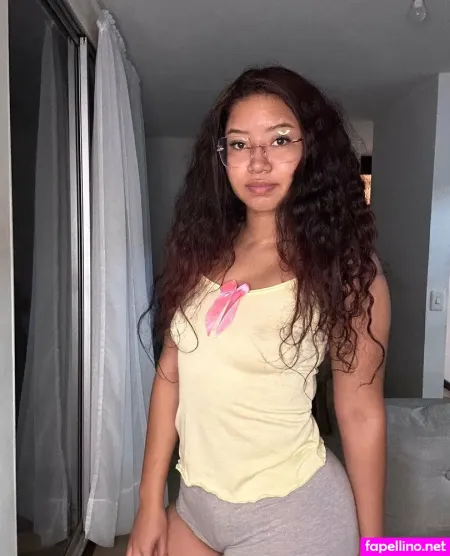 Stefanysal OnlyFans Thumbnail #dhKCuxlLtW