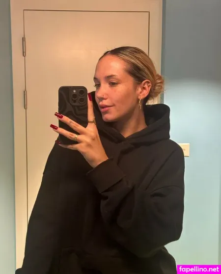 Steffi Blum OnlyFans Thumbnail #sCAXxdzzgD