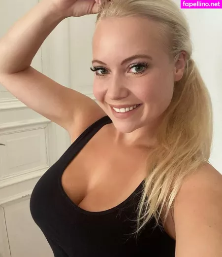 Steffi Landerer OnlyFans Thumbnail #WYhhwknayI