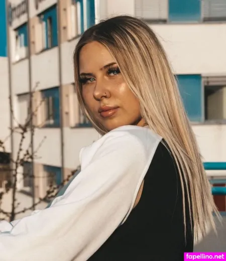 Steffihmn OnlyFans Thumbnail #ARq0hbgPJn