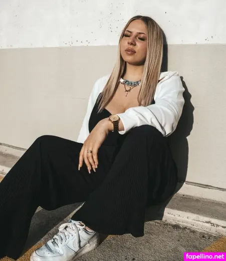 Steffihmn OnlyFans Thumbnail #U0RmWgZWmy