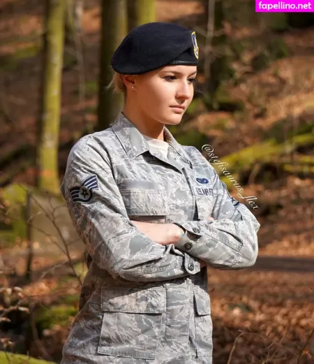 Stefisaurusflex OnlyFans Thumbnail #Z4ceopDfBb