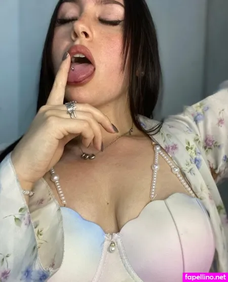 Stefymiaa OnlyFans Thumbnail #rNmyNNxkWi