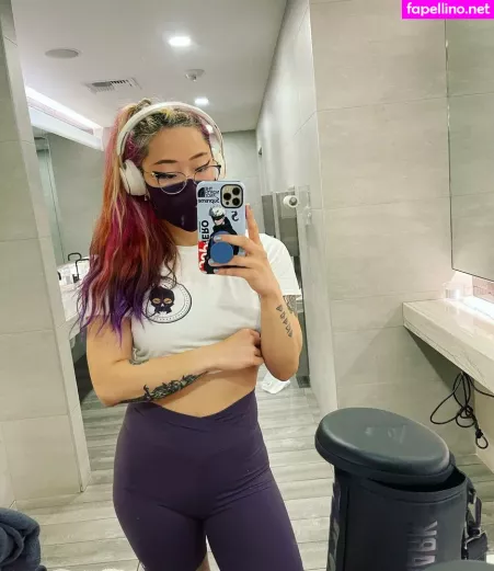 Stella Chung 1 OnlyFans Thumbnail #1mEYwJMmaO