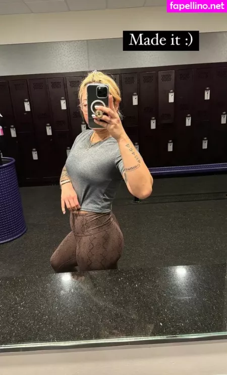 Stella Chung 1 OnlyFans Thumbnail #27cw9Os9fO