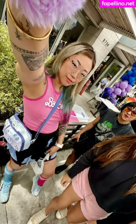 Stella Chung 1 OnlyFans Thumbnail #48P2oB9mJJ