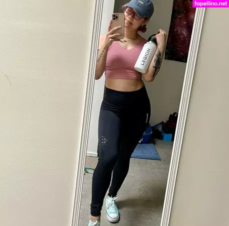 Stella Chung 1 OnlyFans Thumbnail #4ZPiadvmWl