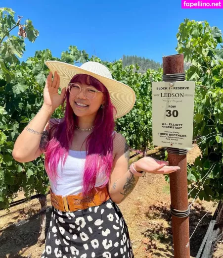 Stella Chung 1 OnlyFans Thumbnail #7JursDbeOv