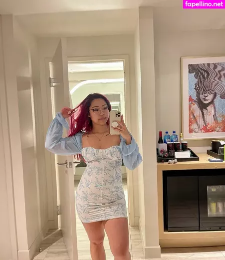 Stella Chung 1 OnlyFans Thumbnail #8GkzFCP0Kz