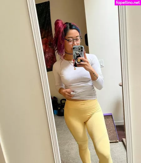 Stella Chung 1 OnlyFans Thumbnail #G2sAFe0L04
