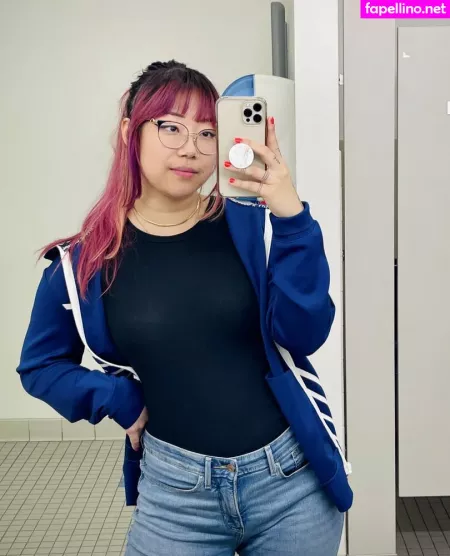 Stella Chung 1 OnlyFans Thumbnail #Run5eLuZkb