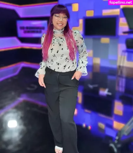 Stella Chung 1 OnlyFans Thumbnail #UcJqpdf5OD