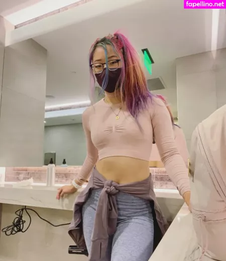 Stella Chung 1 OnlyFans Thumbnail #t0LaR2VggK