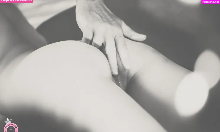 Stella Cox OnlyFans Thumbnail #NLe2BFsWpm