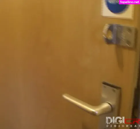 Stella Cox OnlyFans Thumbnail #NmtmQl1FOL