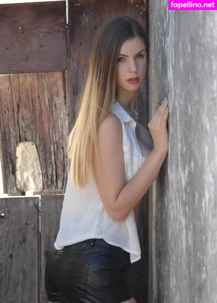 Frolicme, Home Love, stella._cox, thestellacox Nude Leaked OnlyFans Photo #SkCUMeT2zD