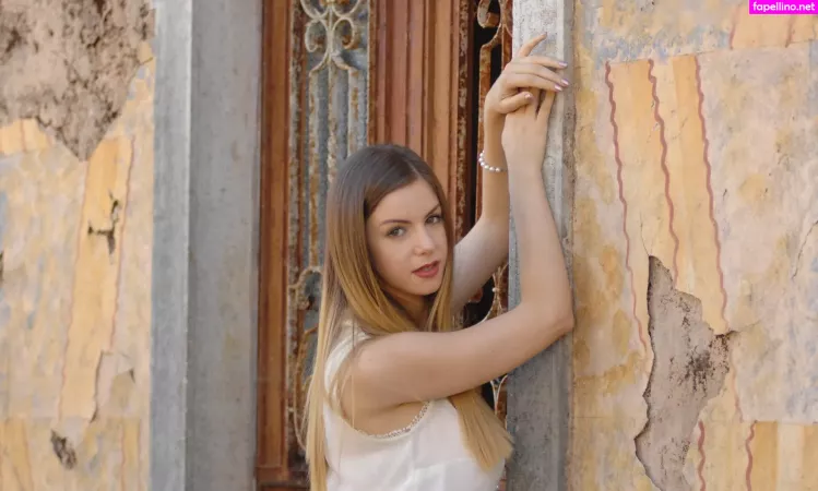 Stella Cox OnlyFans Thumbnail #gevsDixwRW