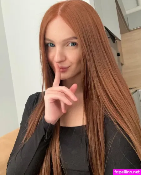 Stella Crystal OnlyFans Thumbnail #5Qk1LiZFFF