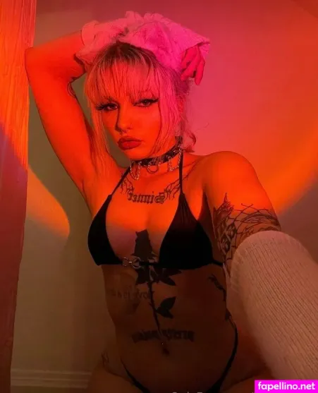 Stella Ferreira OnlyFans Thumbnail #4Y4Wc2P4je