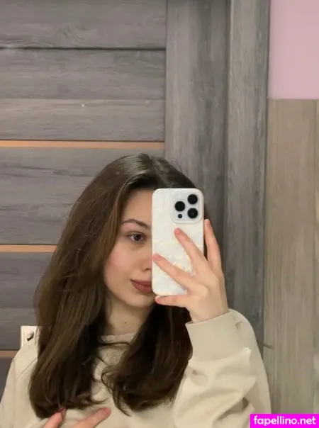 Stella Love OnlyFans Thumbnail #VLoQahzNTU