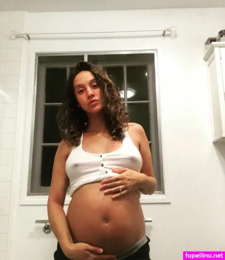 Stella Maeve OnlyFans Thumbnail #17oVZZslyc