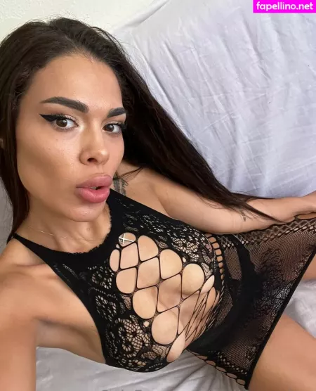 Stella Marlow OnlyFans Thumbnail #7ACZumvYck