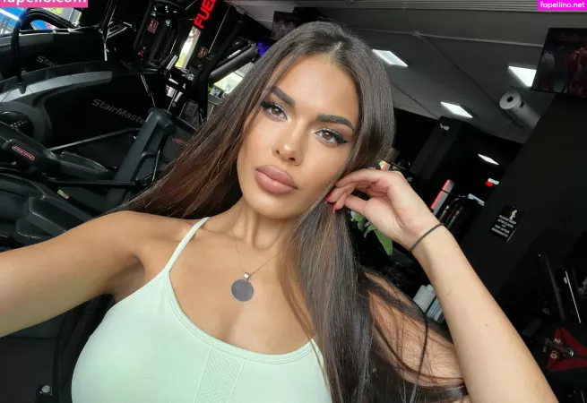 Stella Marlow OnlyFans Thumbnail #TeS6JZWgLY