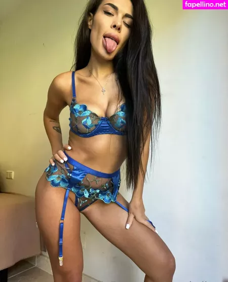 Stella Marlow OnlyFans Thumbnail #giBBsjp9Og