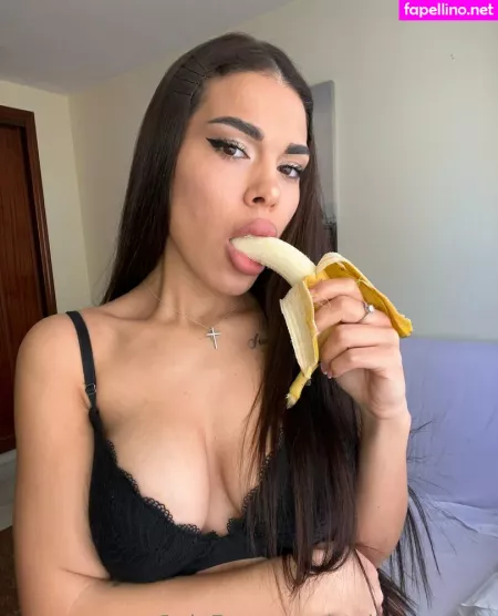 Stella Marlow OnlyFans Thumbnail #uBhOPuf102