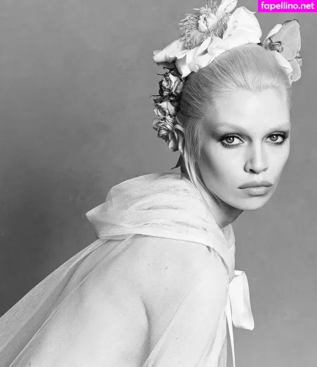 Stella Maxwell OnlyFans Thumbnail #wF6SRS2J8O