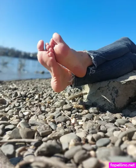 Stella Reeve OnlyFans Thumbnail #gkpQSH2wOI