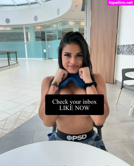 Stella Starrr OnlyFans Thumbnail #KrtKc8KR9b