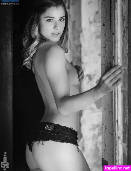 Stella Stegman OnlyFans Thumbnail #oTjWiGYs7K