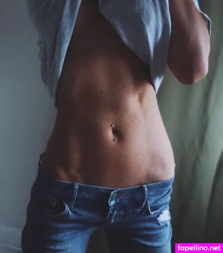 Stella The Light OnlyFans Thumbnail #9CI6NzkQZ9