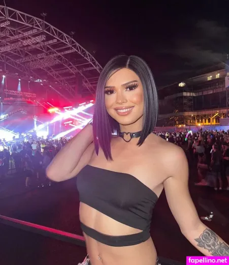 Stella Valenciaga OnlyFans Thumbnail #F9MQ8TXMgM