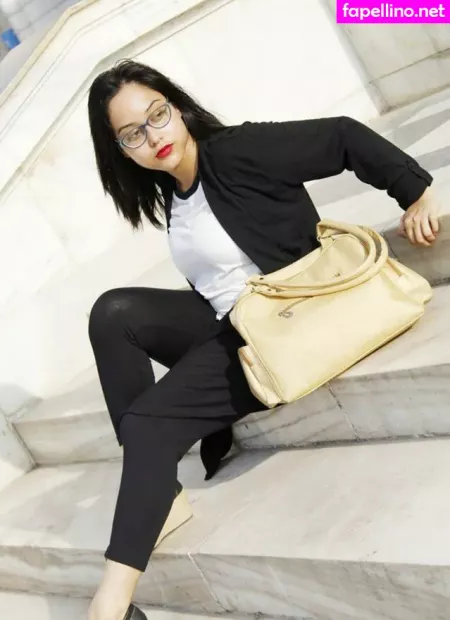 Stella Who OnlyFans Thumbnail #DsbXm7GGjt