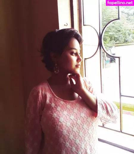 Stella Who OnlyFans Thumbnail #uUdbPIN32F