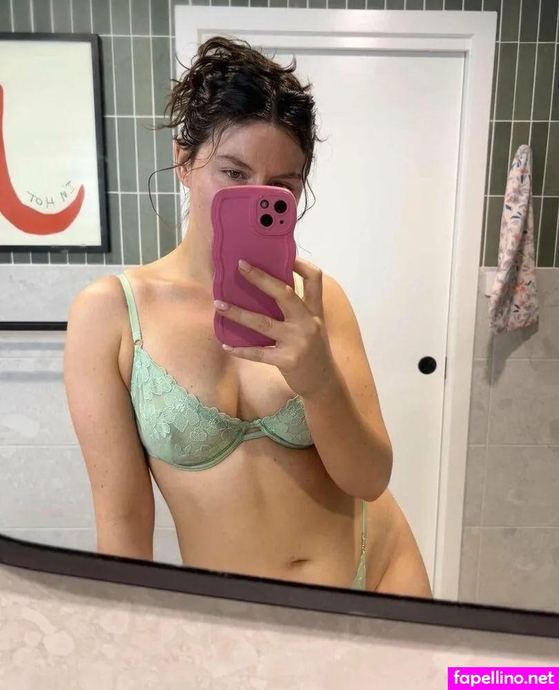 stellacantlive, stellawrennn Nude Leaked OnlyFans Photo #vo0AdSh8jl