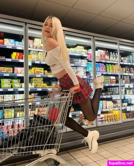 Stellaababyy OnlyFans Thumbnail #YTMiv0fSVT