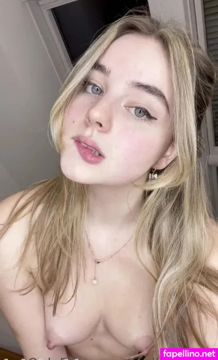 Stellaarayy Blondieestella OnlyFans Thumbnail #X9wRGXya1t