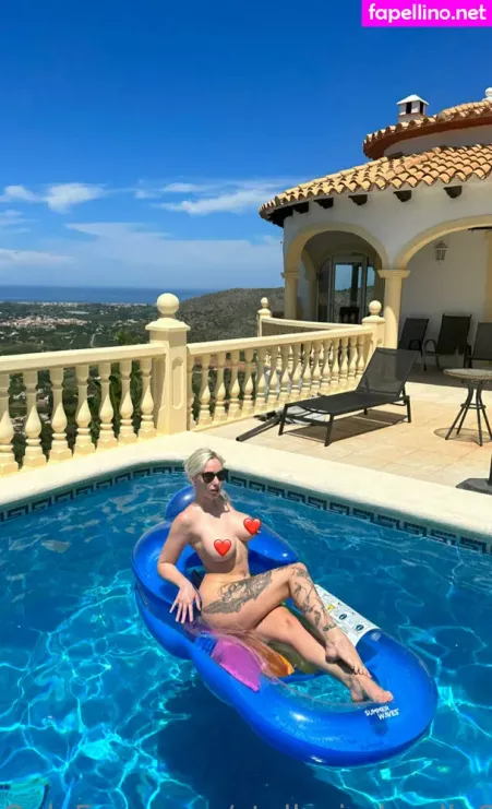 Stellacinderella69 OnlyFans Thumbnail #VNMB6f9L7s