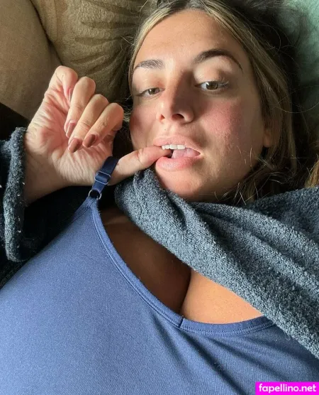 Stellacurves OnlyFans Thumbnail #kcAW42Nxxh