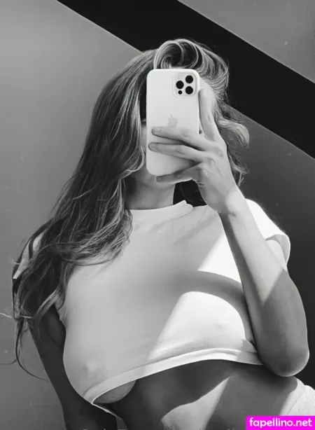 Stellaestellee OnlyFans Thumbnail #W0tIjo3gU6