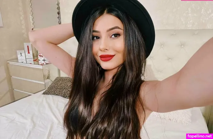 Stellaharperxo OnlyFans Thumbnail #WaucVujSad