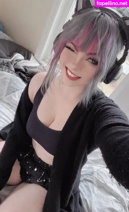 Stellalasaurus OnlyFans Thumbnail #RLQpfsg8RA