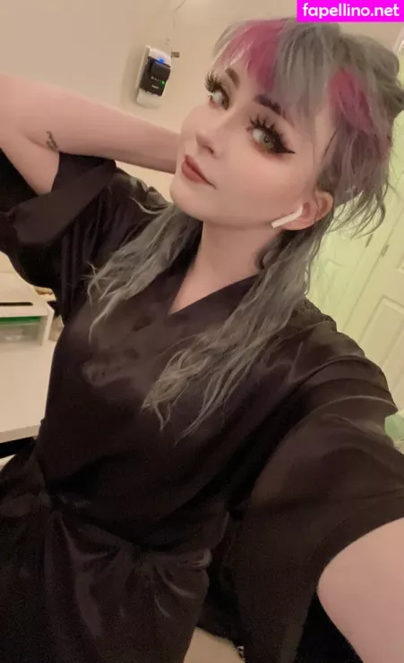 Stellalasaurus OnlyFans Thumbnail #S31cHs0Gj1