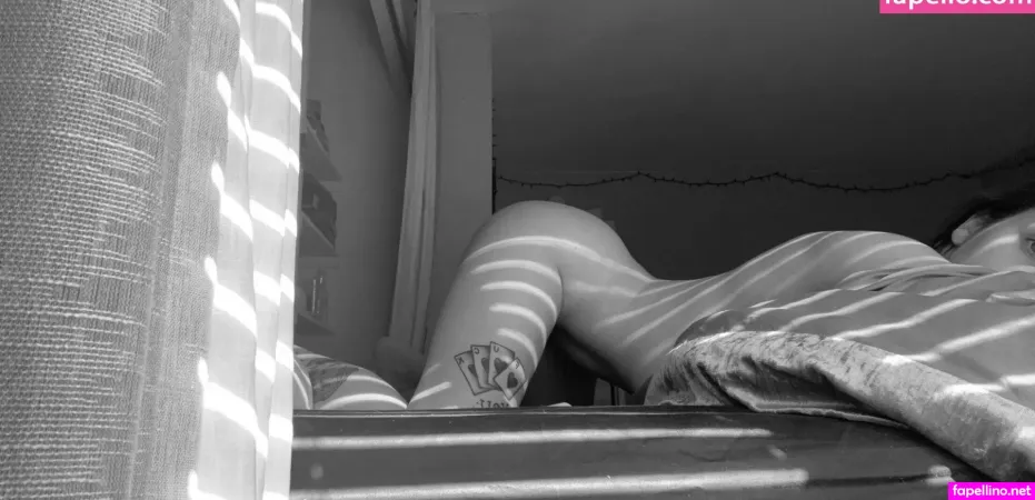 Stellamarie3333 OnlyFans Thumbnail #XHSkT5DYEu